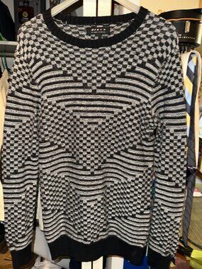 Forever 21 Men’s Black & White Patterned Knit Sweater | Size M